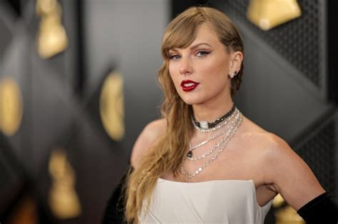 taylor swift nude photos leaked|Billboard apologizes to Taylor Swift after using clip of her nude。